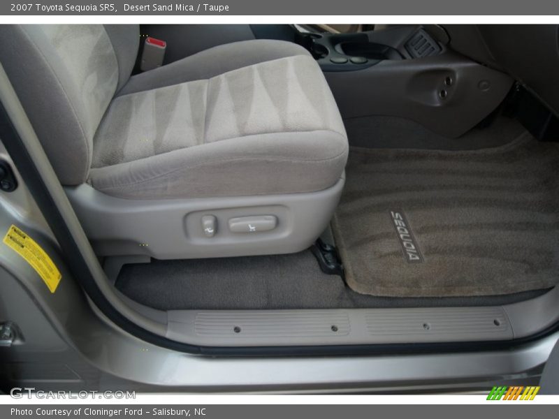 Desert Sand Mica / Taupe 2007 Toyota Sequoia SR5