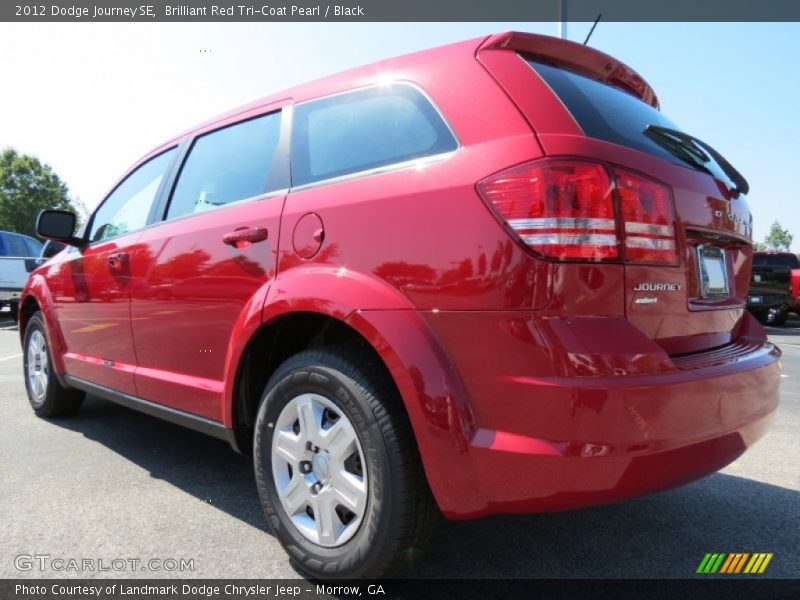 Brilliant Red Tri-Coat Pearl / Black 2012 Dodge Journey SE