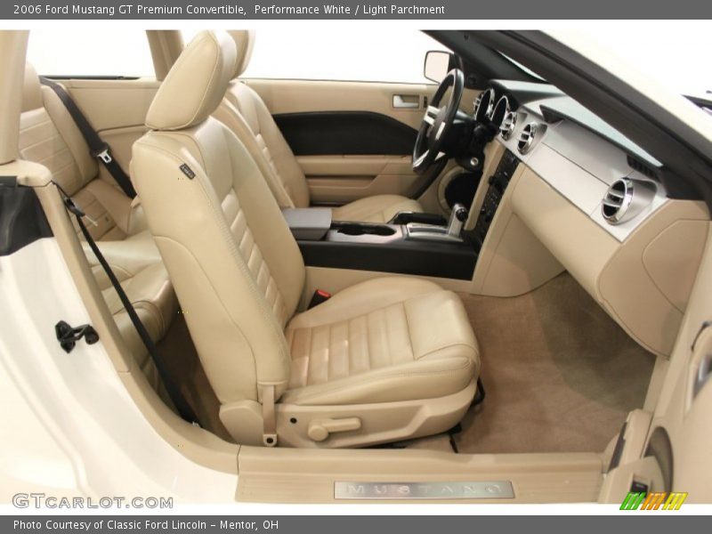 Performance White / Light Parchment 2006 Ford Mustang GT Premium Convertible