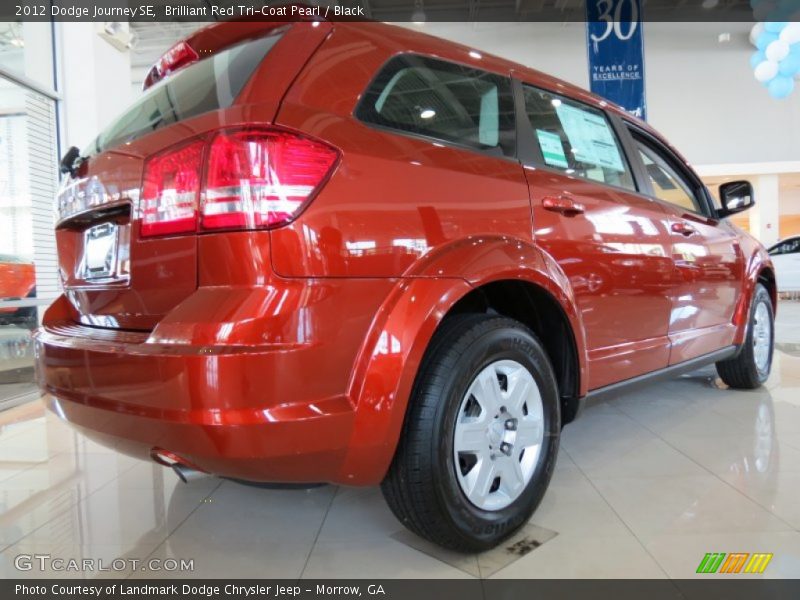 Brilliant Red Tri-Coat Pearl / Black 2012 Dodge Journey SE