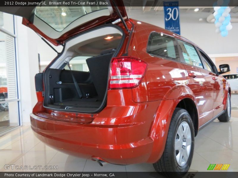 Brilliant Red Tri-Coat Pearl / Black 2012 Dodge Journey SE