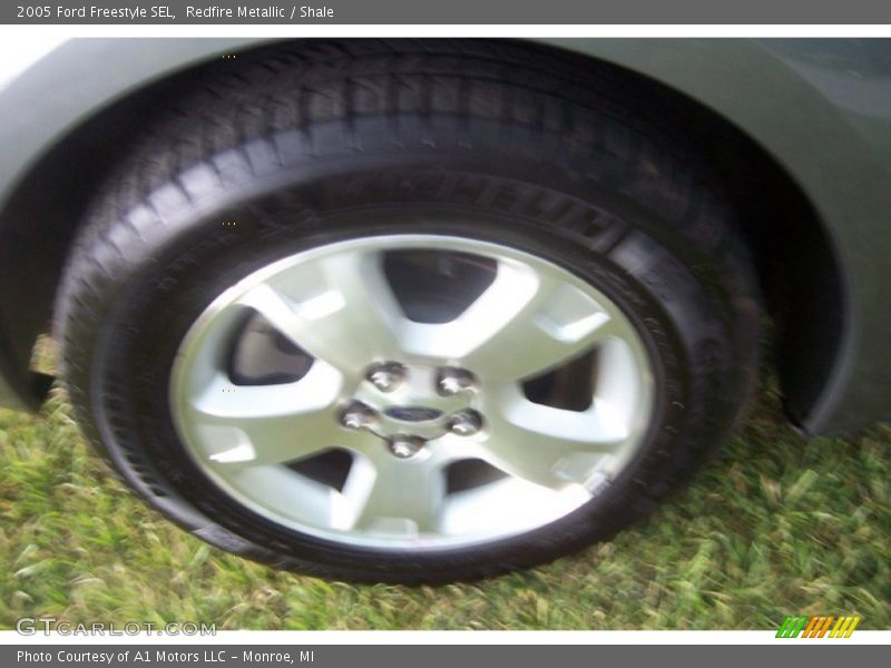 Redfire Metallic / Shale 2005 Ford Freestyle SEL