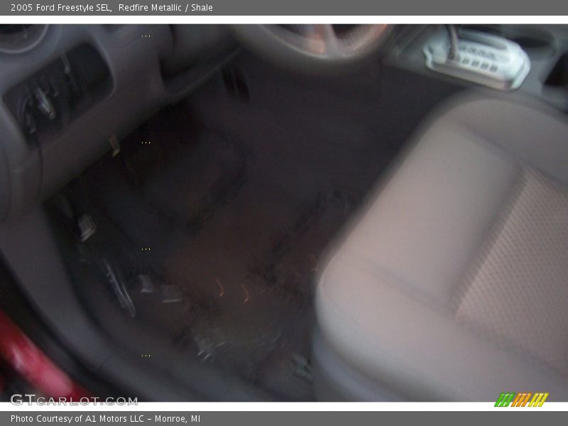 Redfire Metallic / Shale 2005 Ford Freestyle SEL