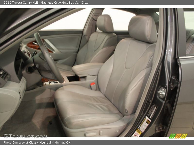 Magnetic Gray Metallic / Ash Gray 2010 Toyota Camry XLE