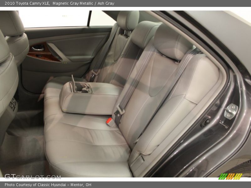 Magnetic Gray Metallic / Ash Gray 2010 Toyota Camry XLE