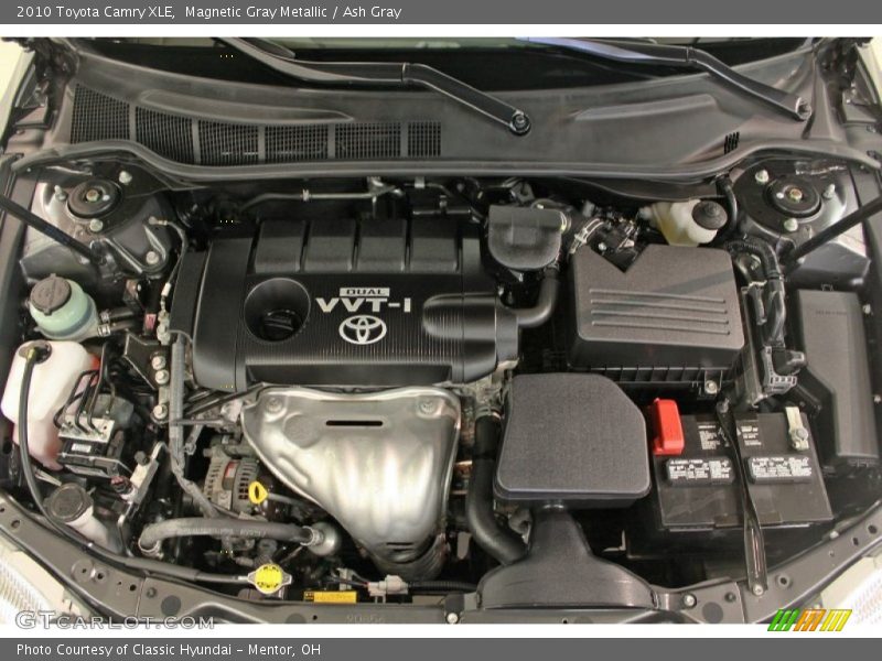 Magnetic Gray Metallic / Ash Gray 2010 Toyota Camry XLE