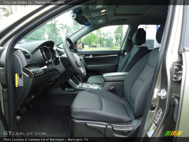 Titanium Silver / Black 2011 Kia Sorento LX