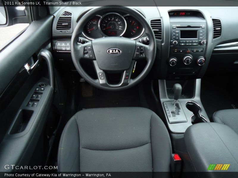 Titanium Silver / Black 2011 Kia Sorento LX