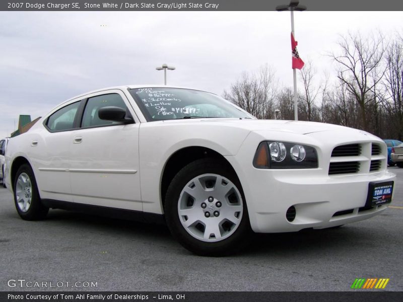Stone White / Dark Slate Gray/Light Slate Gray 2007 Dodge Charger SE