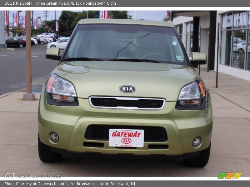 Alien Green / Sand/Black Houndstooth Cloth 2011 Kia Soul !