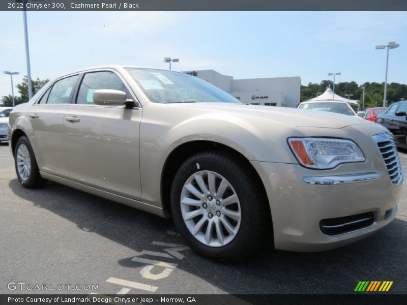Cashmere Pearl / Black 2012 Chrysler 300