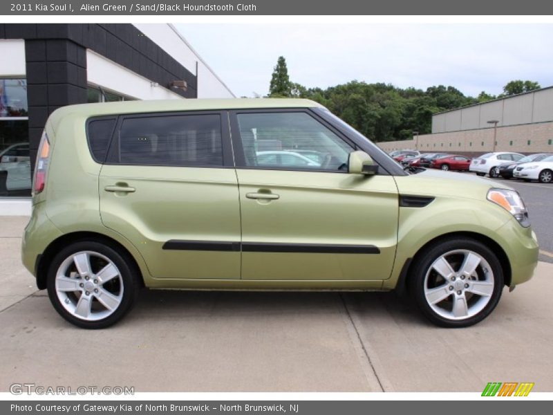  2011 Soul ! Alien Green