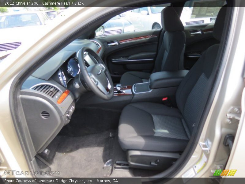 Cashmere Pearl / Black 2012 Chrysler 300