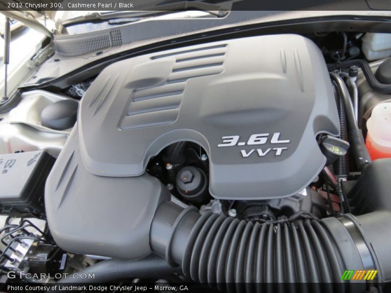 Cashmere Pearl / Black 2012 Chrysler 300