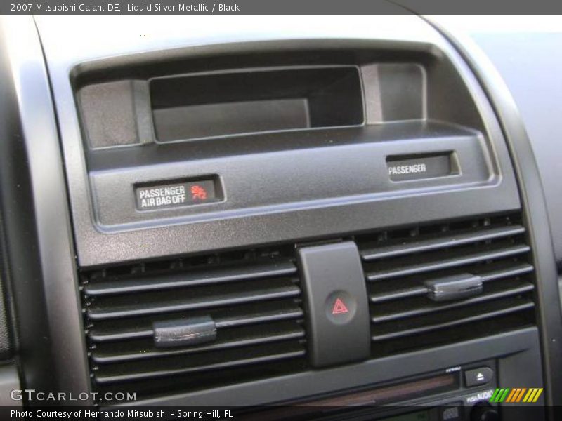 Liquid Silver Metallic / Black 2007 Mitsubishi Galant DE