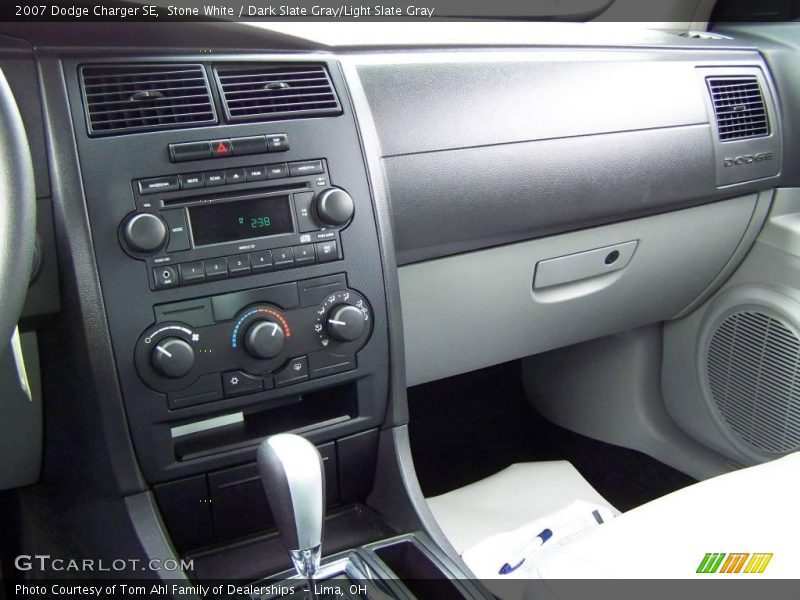 Stone White / Dark Slate Gray/Light Slate Gray 2007 Dodge Charger SE