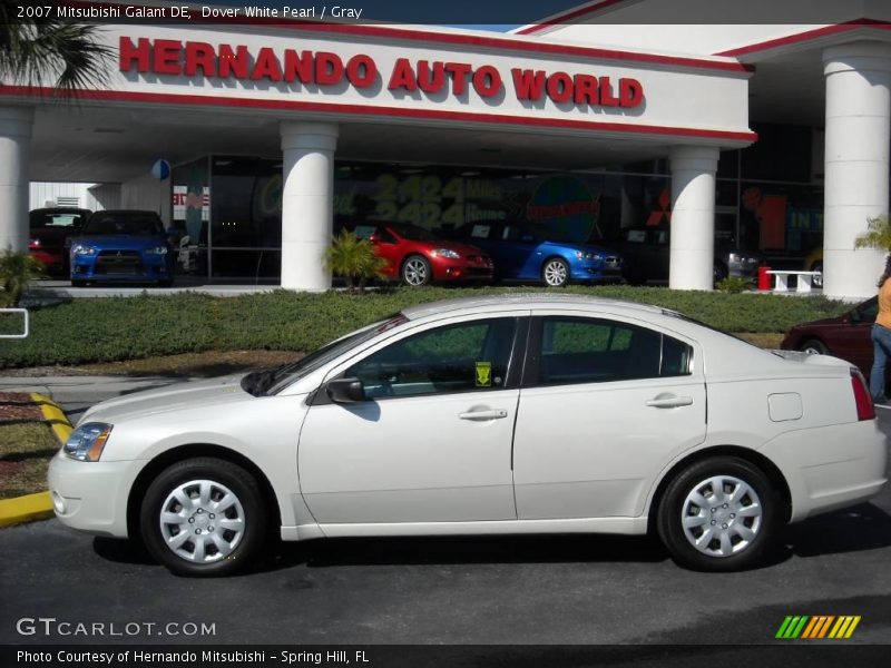 Dover White Pearl / Gray 2007 Mitsubishi Galant DE