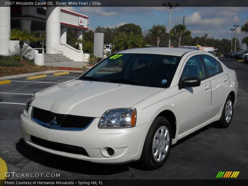 Dover White Pearl / Gray 2007 Mitsubishi Galant DE