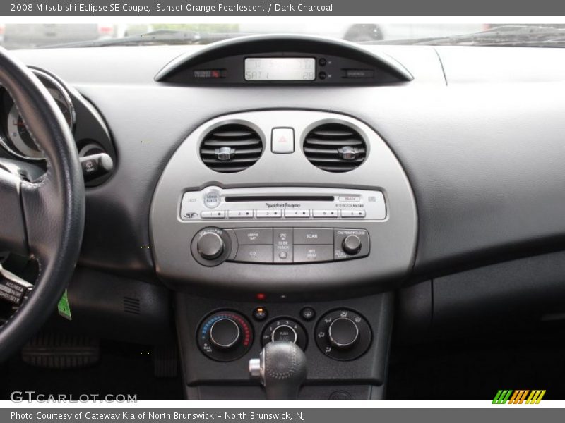 Controls of 2008 Eclipse SE Coupe