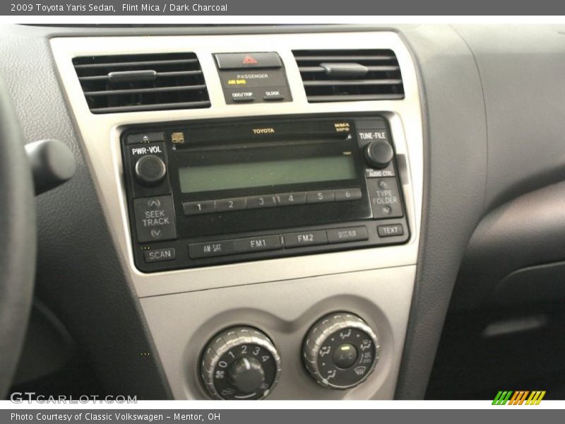 Flint Mica / Dark Charcoal 2009 Toyota Yaris Sedan