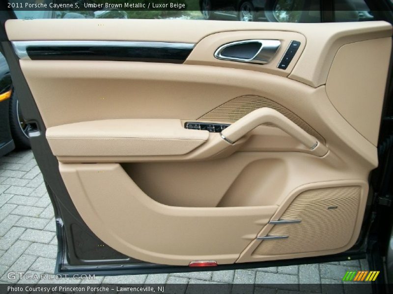 Umber Brown Metallic / Luxor Beige 2011 Porsche Cayenne S