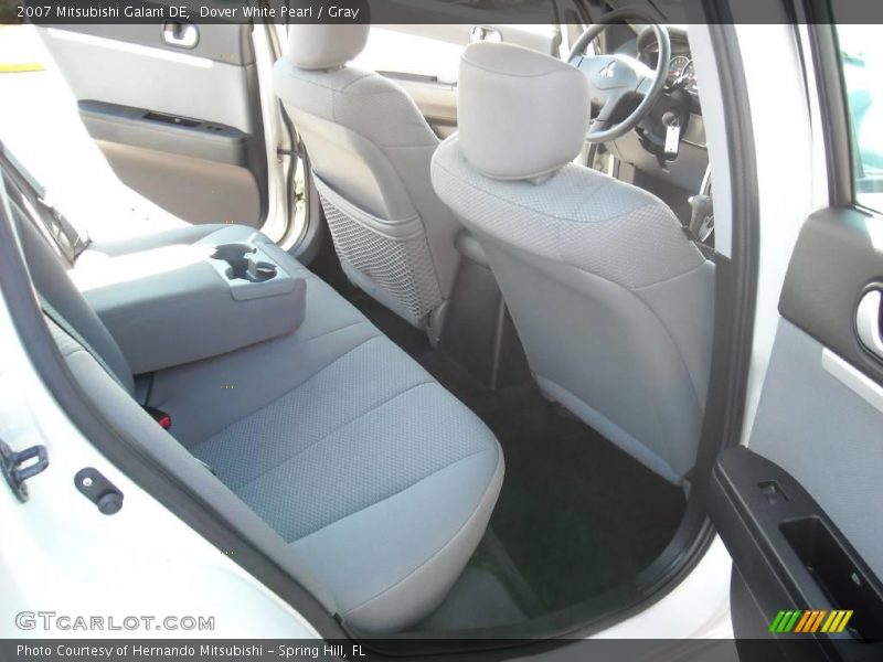 Dover White Pearl / Gray 2007 Mitsubishi Galant DE
