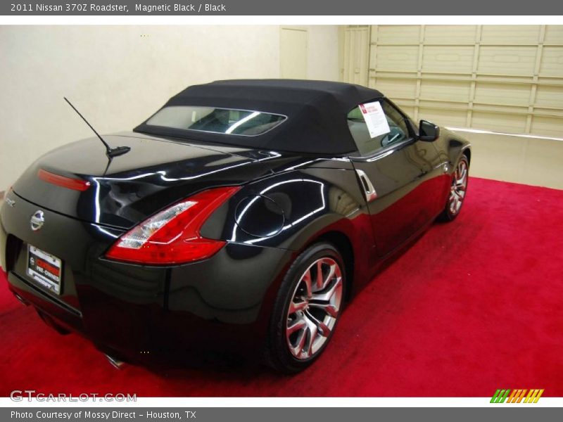 Magnetic Black / Black 2011 Nissan 370Z Roadster