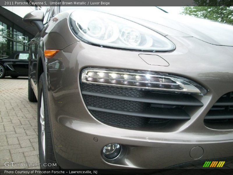 Umber Brown Metallic / Luxor Beige 2011 Porsche Cayenne S