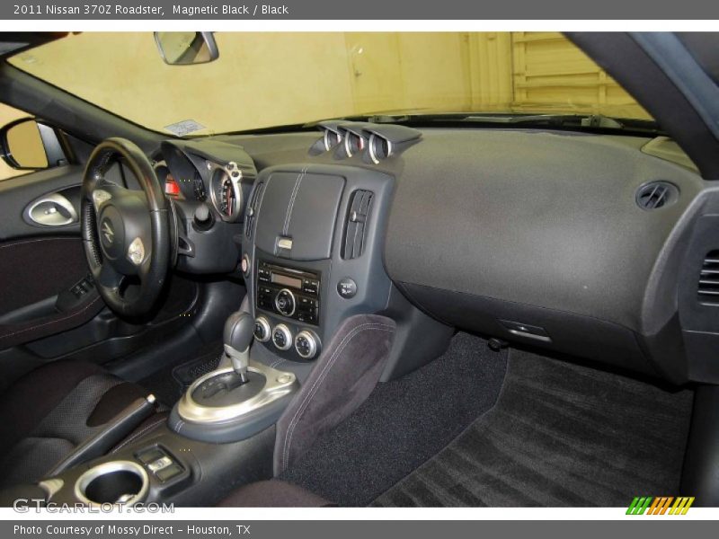 Magnetic Black / Black 2011 Nissan 370Z Roadster