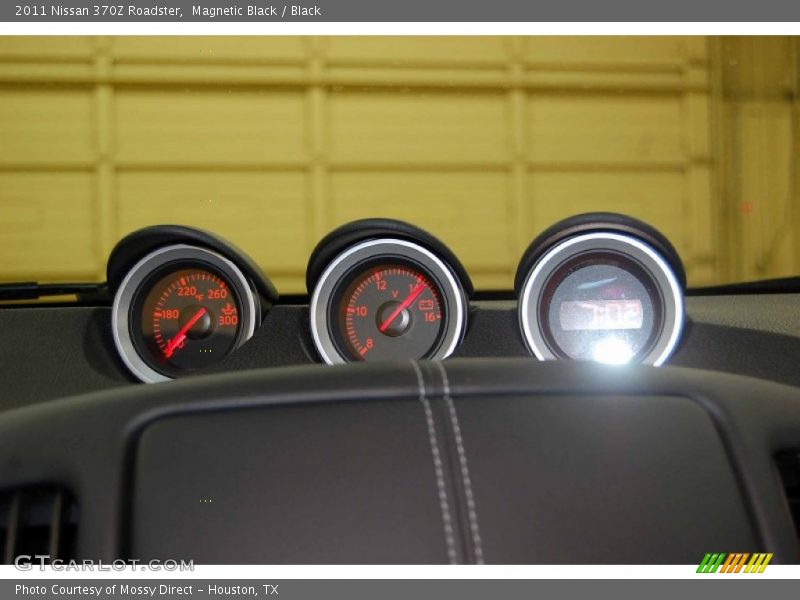 Magnetic Black / Black 2011 Nissan 370Z Roadster