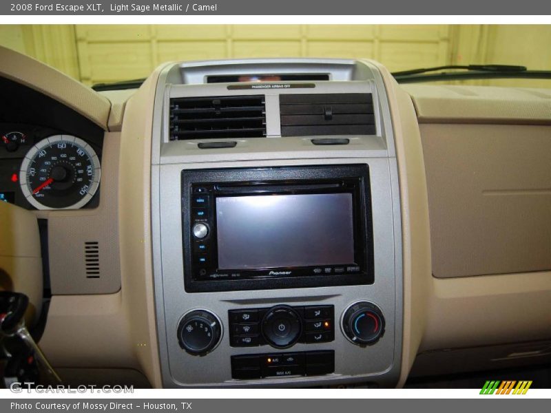Light Sage Metallic / Camel 2008 Ford Escape XLT
