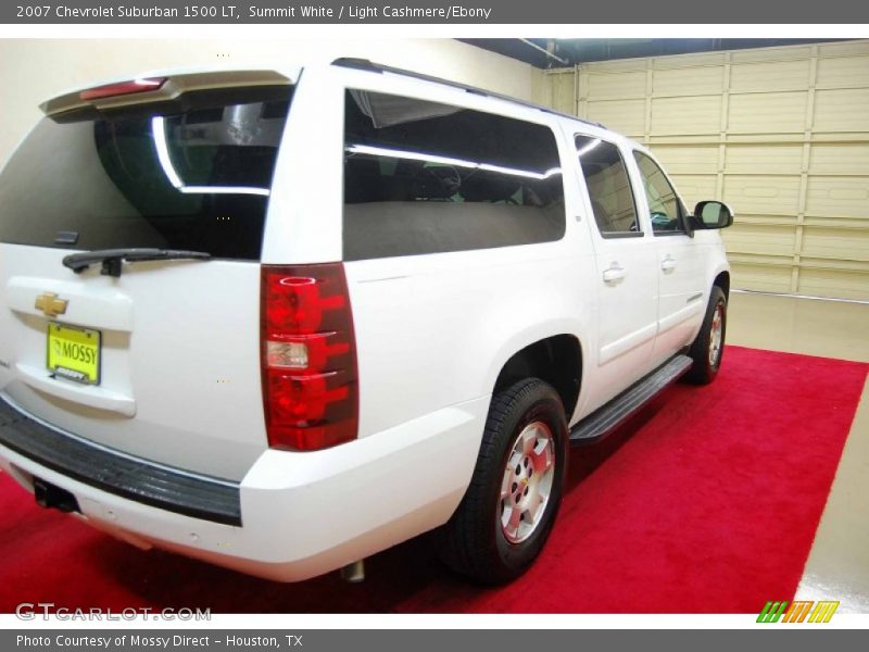 Summit White / Light Cashmere/Ebony 2007 Chevrolet Suburban 1500 LT