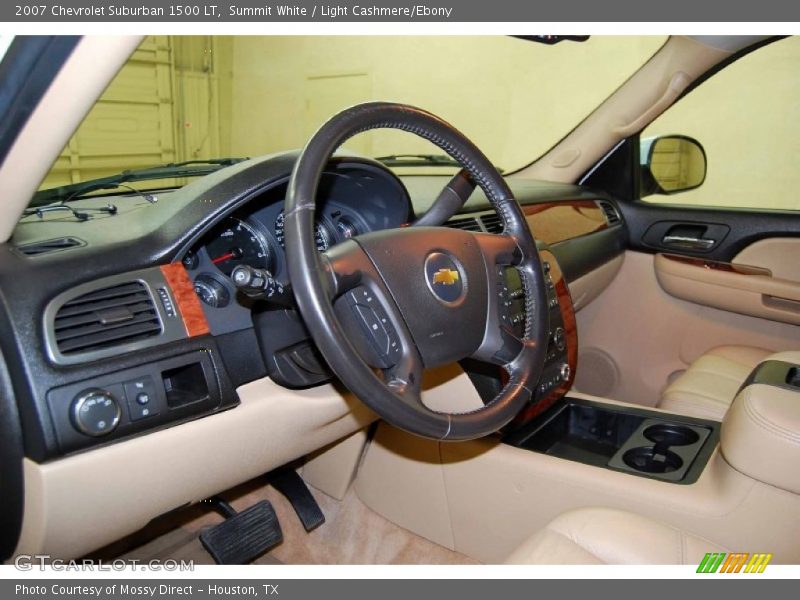 Summit White / Light Cashmere/Ebony 2007 Chevrolet Suburban 1500 LT