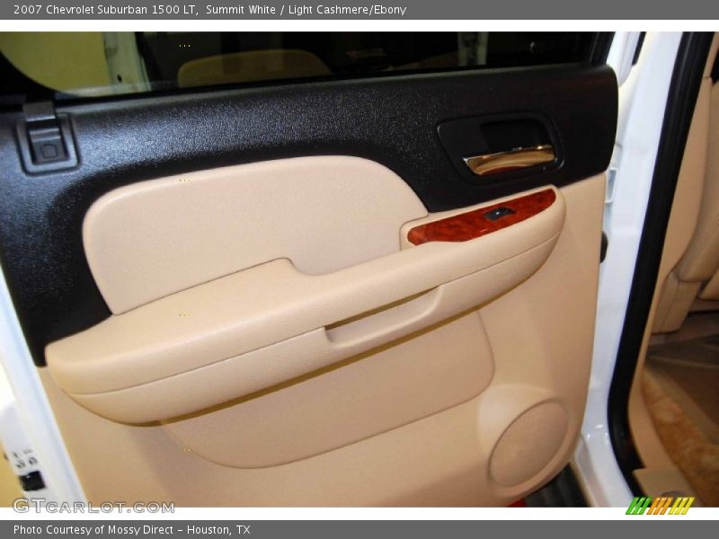 Summit White / Light Cashmere/Ebony 2007 Chevrolet Suburban 1500 LT