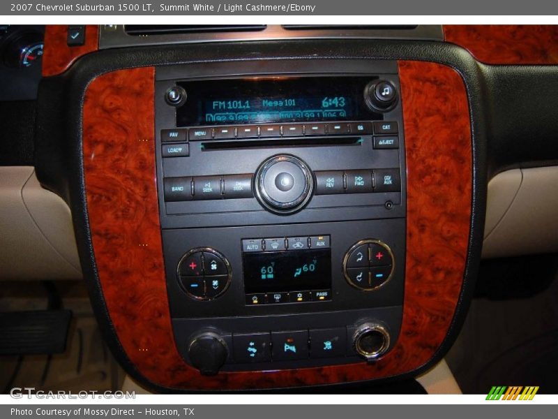 Summit White / Light Cashmere/Ebony 2007 Chevrolet Suburban 1500 LT