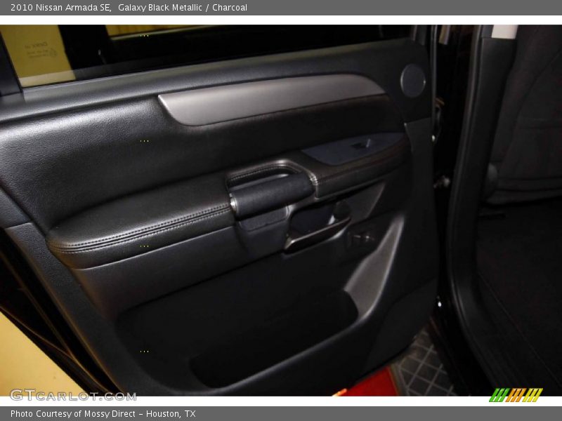 Galaxy Black Metallic / Charcoal 2010 Nissan Armada SE