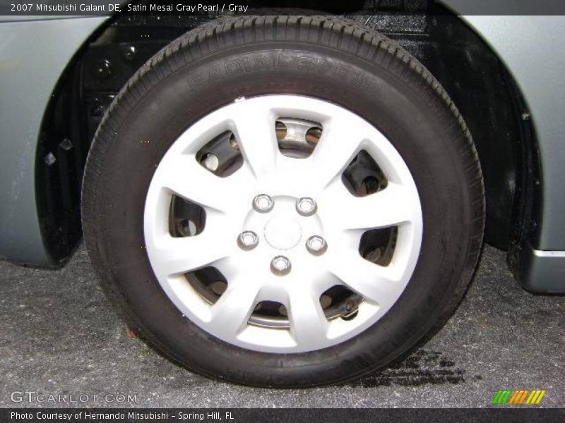 Satin Mesai Gray Pearl / Gray 2007 Mitsubishi Galant DE