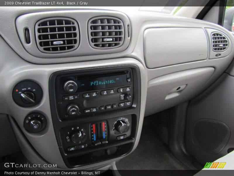 Black / Gray 2009 Chevrolet TrailBlazer LT 4x4