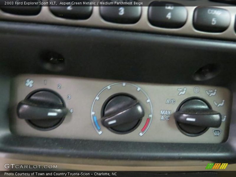 Aspen Green Metallic / Medium Parchment Beige 2003 Ford Explorer Sport XLT