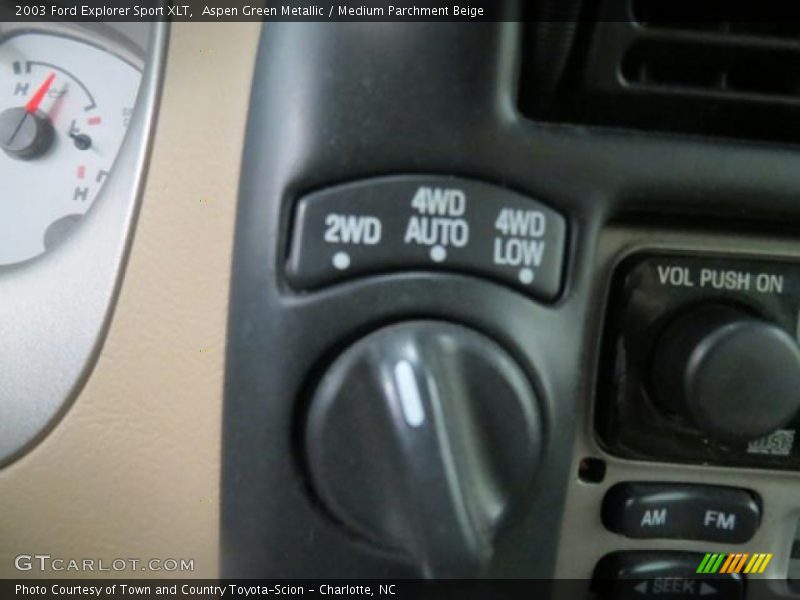 Aspen Green Metallic / Medium Parchment Beige 2003 Ford Explorer Sport XLT