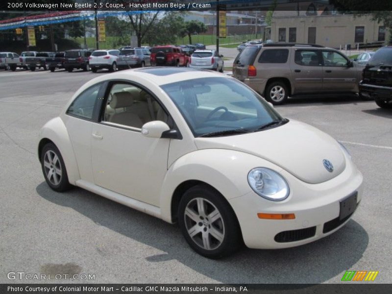 Harvest Moon Beige / Cream 2006 Volkswagen New Beetle 2.5 Coupe
