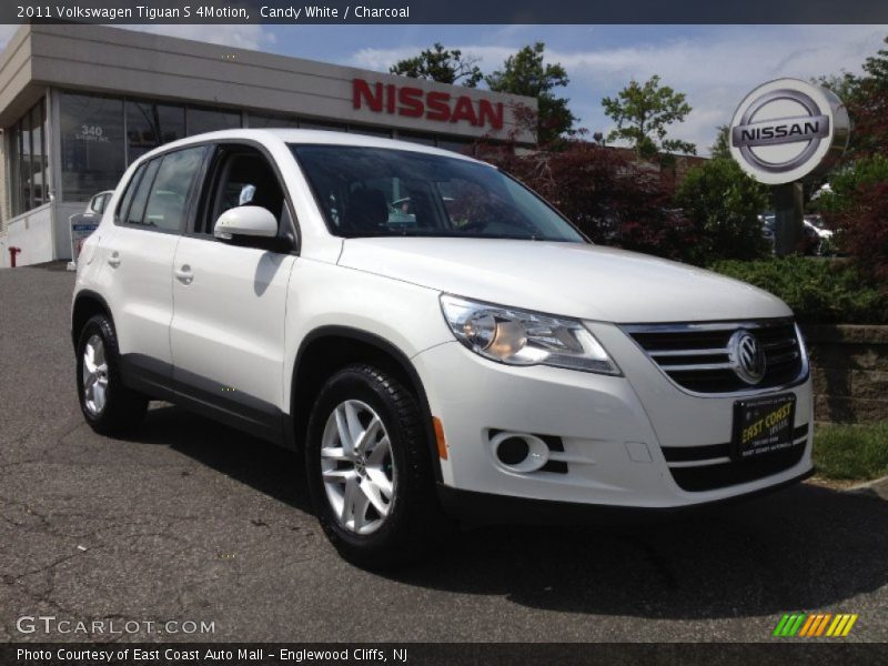 Candy White / Charcoal 2011 Volkswagen Tiguan S 4Motion