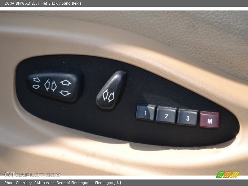 Jet Black / Sand Beige 2004 BMW X3 2.5i