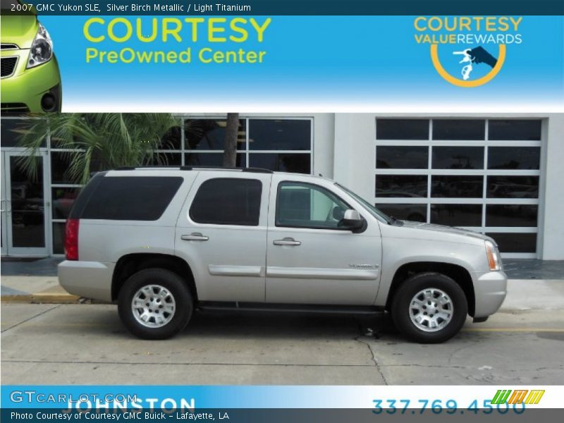 Silver Birch Metallic / Light Titanium 2007 GMC Yukon SLE