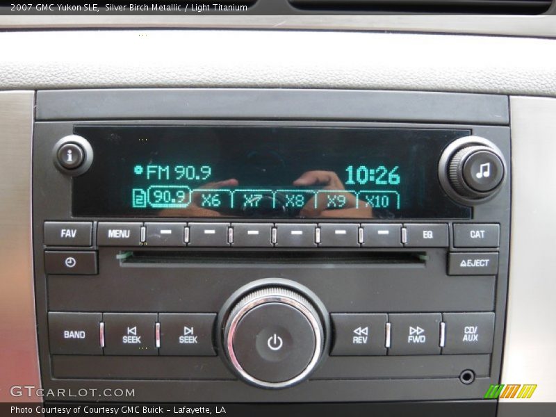 Silver Birch Metallic / Light Titanium 2007 GMC Yukon SLE