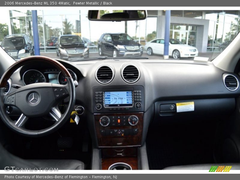 Dashboard of 2006 ML 350 4Matic