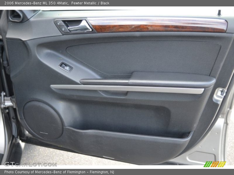 Door Panel of 2006 ML 350 4Matic