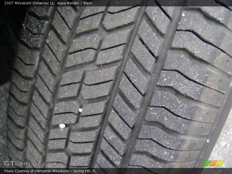 Aqua Metallic / Black 2007 Mitsubishi Outlander LS