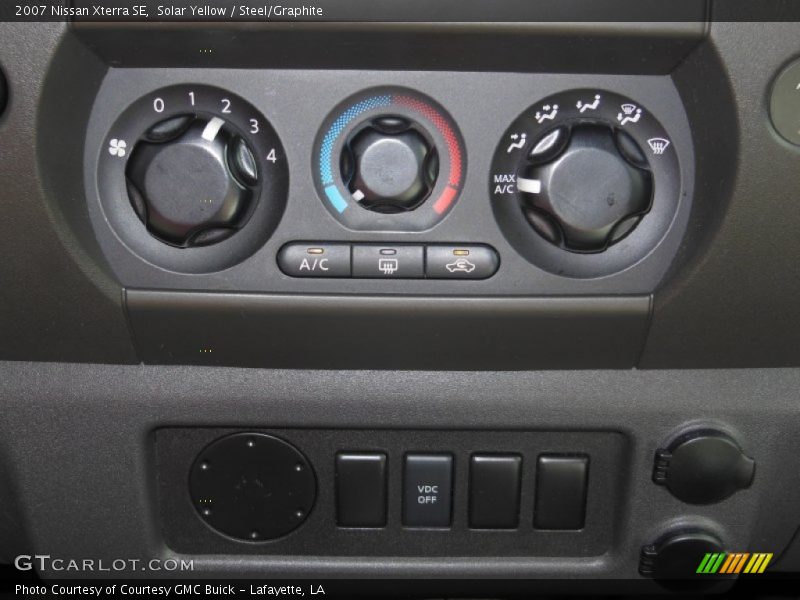 Solar Yellow / Steel/Graphite 2007 Nissan Xterra SE