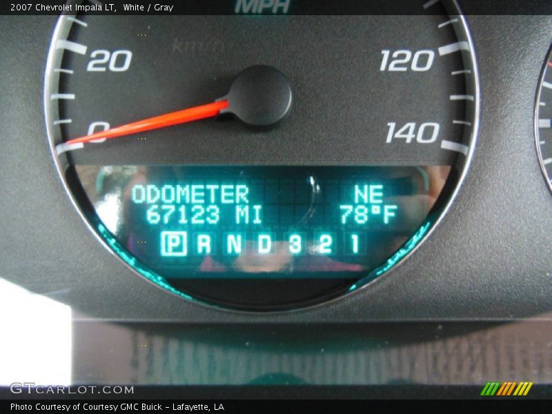 White / Gray 2007 Chevrolet Impala LT